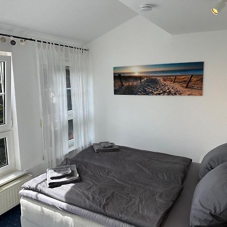 Ruhige, Kleine Ferienwohnung Schortens Dış mekan fotoğraf