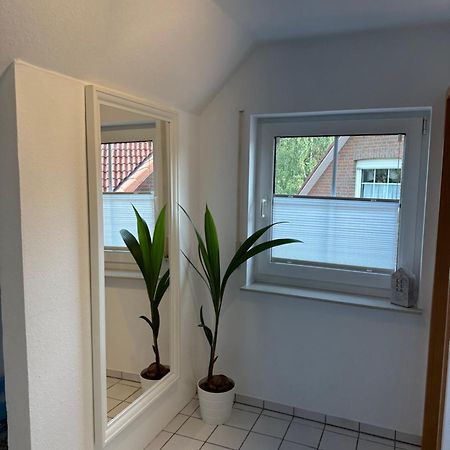 Ruhige, Kleine Ferienwohnung Schortens Dış mekan fotoğraf