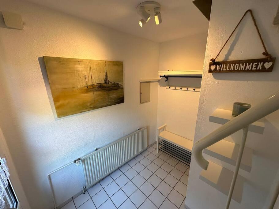 Ruhige, Kleine Ferienwohnung Schortens Dış mekan fotoğraf